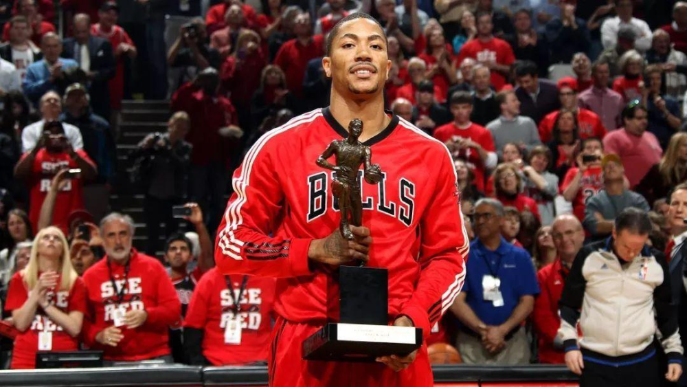 罗斯 nba为什么(最年轻的MVP，击破老詹5连MVP美梦，11年的罗斯表现有多么惊艳？)