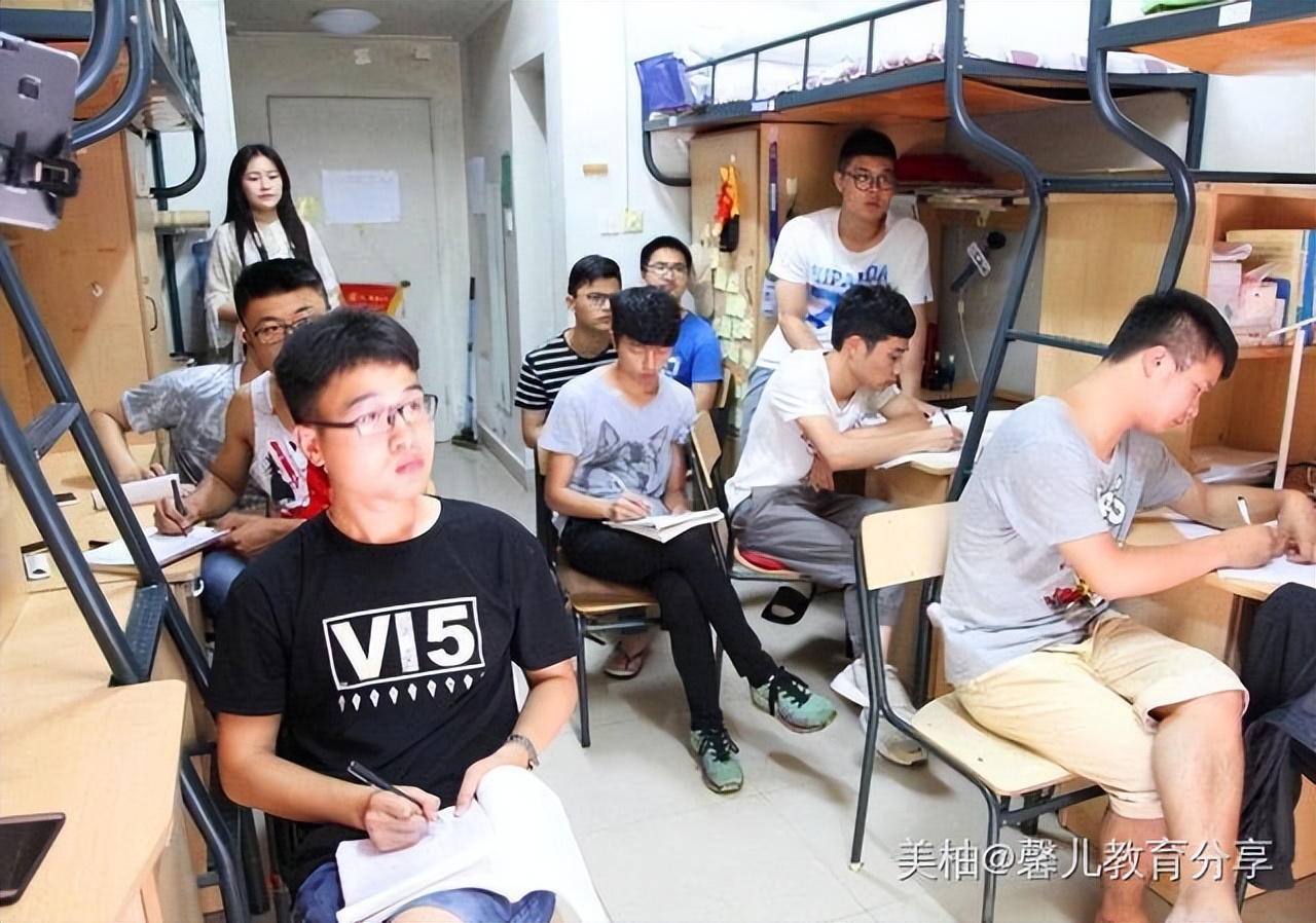 “最好在大学阶段找对象”，男生家长给的忠告，别不当回事