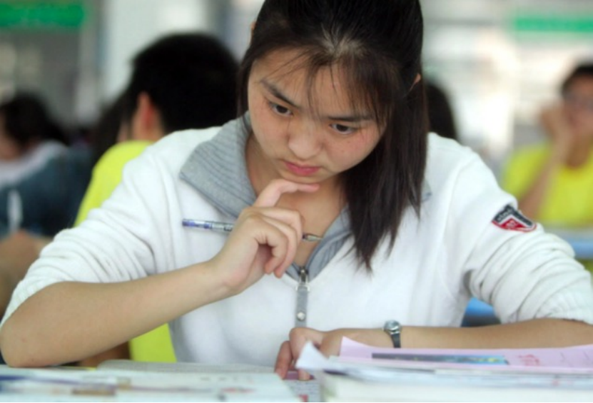 高考当天不建议“穿校服”？高三老师说出答案，尖子生更要注意