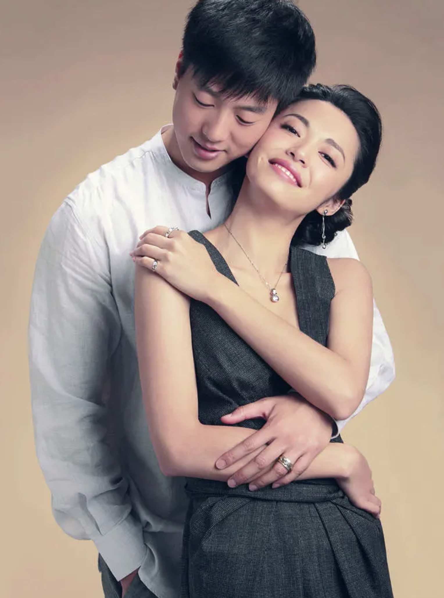 姚晨和老公是否离婚了吗 天秤座2011年1月运势看您的婚姻有无危机_达