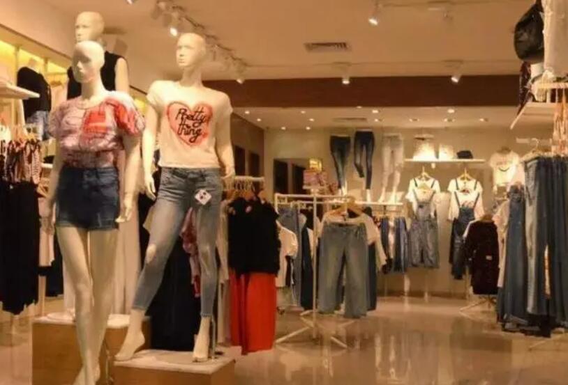 成都美女开服装店，利用“衣服免费送”，一年盈利107万，可借鉴