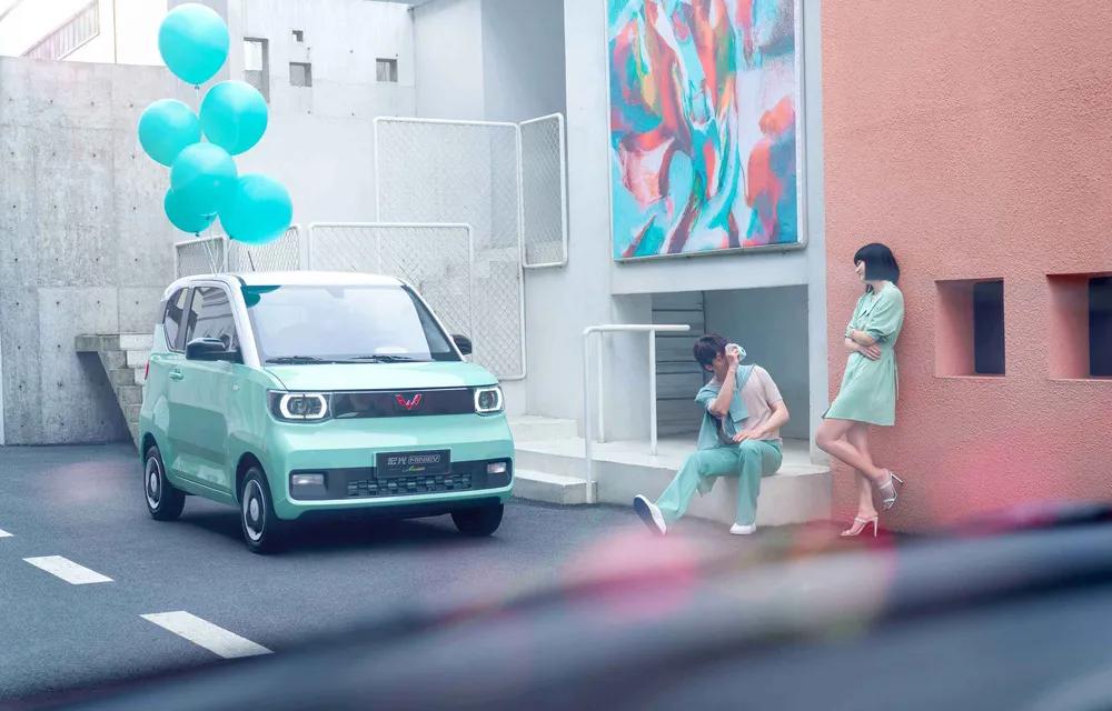 年轻化成效显著，上汽大众为传统车企转型打一针兴奋剂