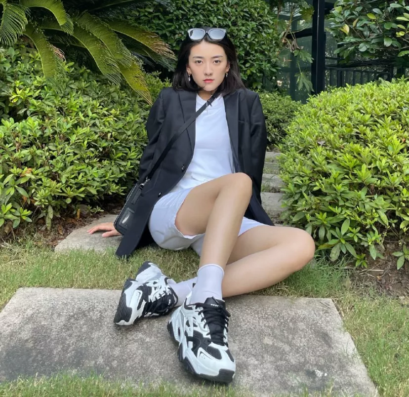 百搭鞋子推荐（冬天女士什么鞋百搭）