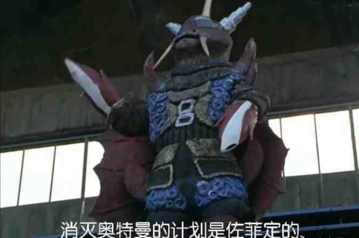 《奥特曼》大电影上映，佐菲化身夜神月，为宇宙和平牺牲人类
