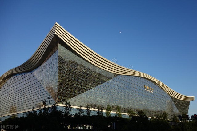 郭德纲助理直播违规被德云社公司开除