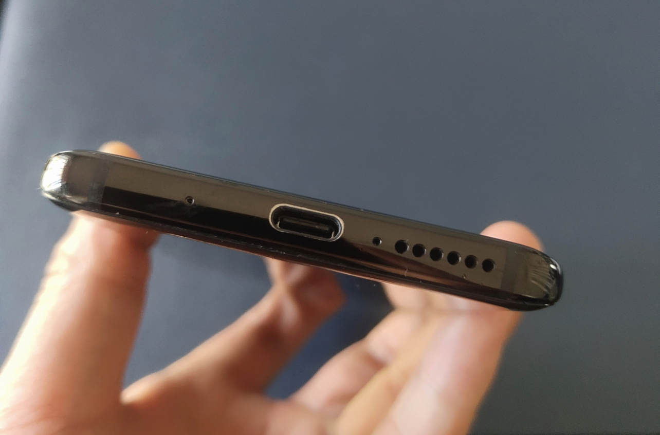 1000多元买保时捷定制手机，宝刀未老最骚备用机