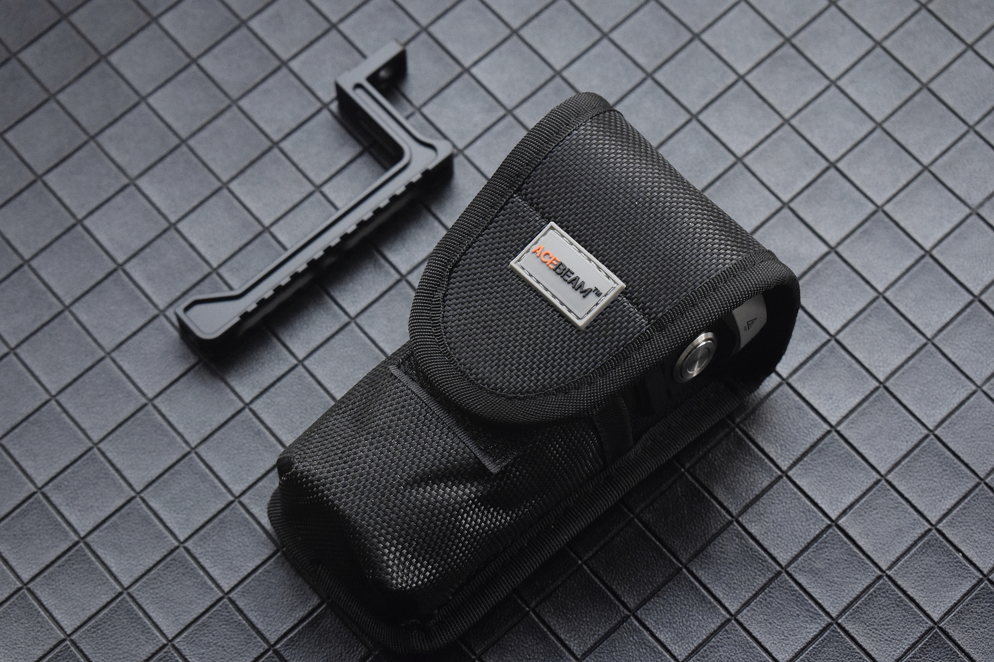 性能小钢炮大小正相宜acebeamx80gt2手电体验