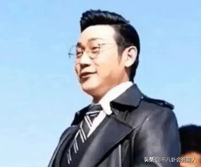 内娱新晋“发面馒头”，肿胀僵硬没眼看，让动脸前辈们自愧不如