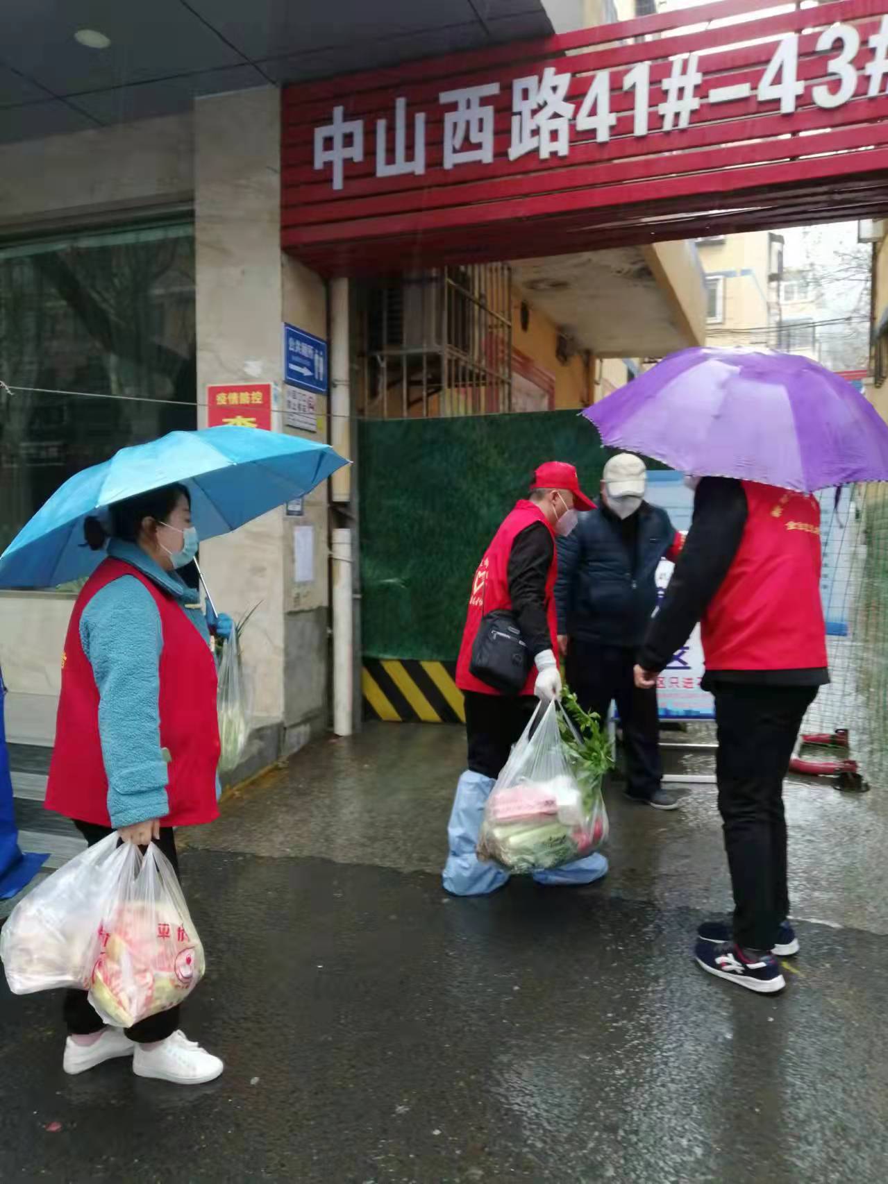 驰援“疫”线显担当 闻令而动挺在前——太白县支援金台区疫情防控工作侧记