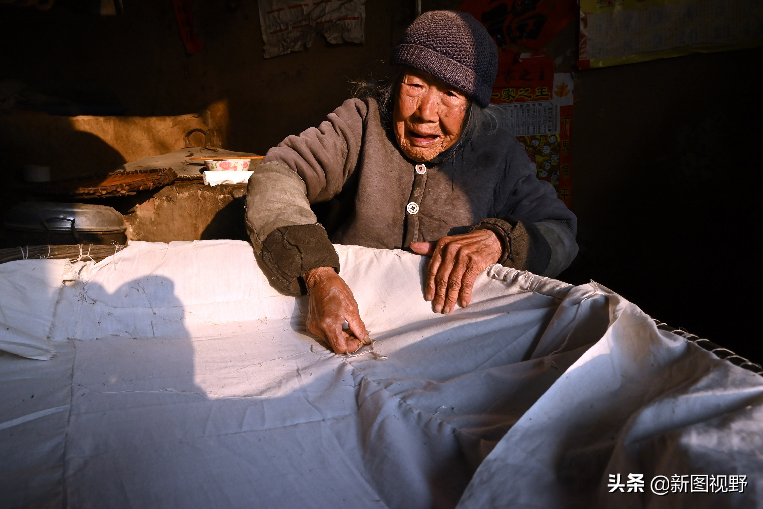 102岁奶奶，爱吃1种荤菜，63岁儿子透露3个长寿原因，看看是啥
