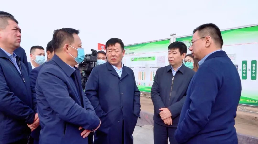 孝义市长郭清智带队深入鹏飞送服务解难题