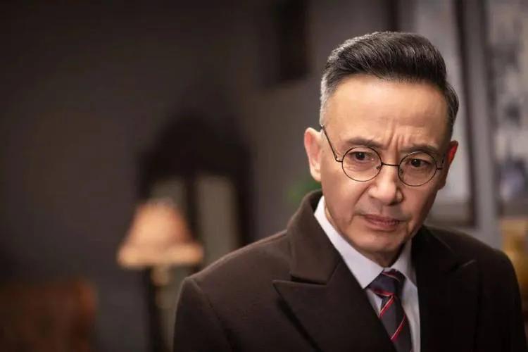 《林深见鹿》热播:再看剧中8位男星，全都不是省油的灯，演技极好