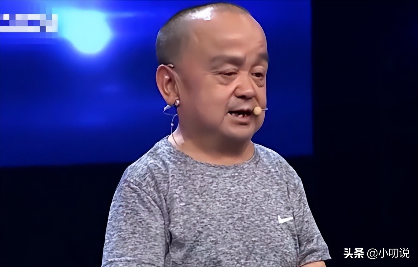 身高1.15米的张伸：44岁娶娇妻后被抛弃，无戏可拍靠小超市为生