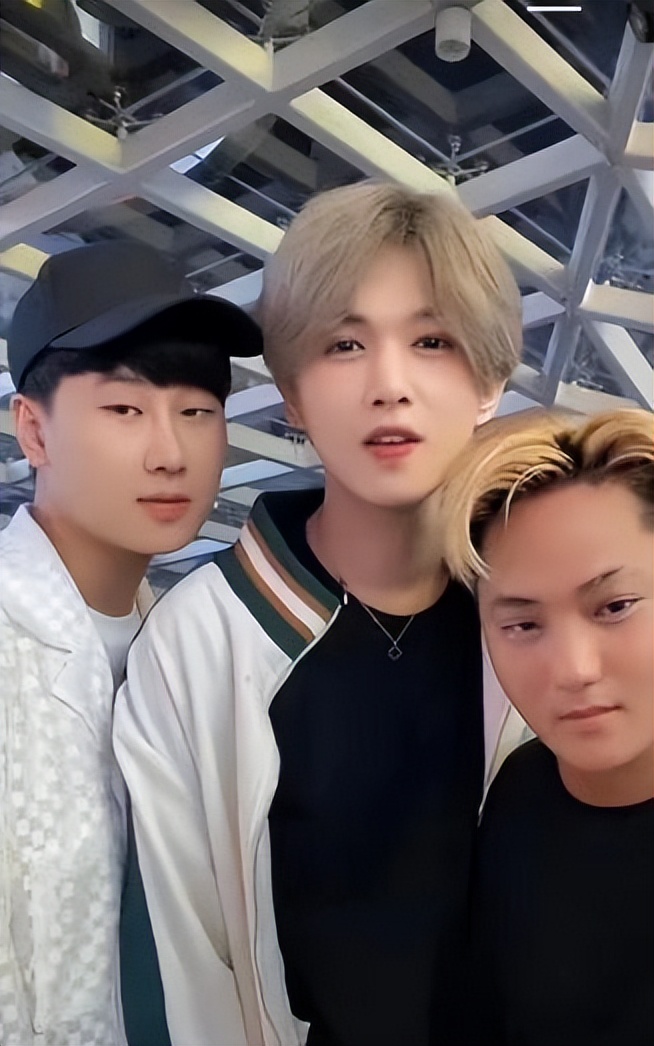 当这个组合出现的时候，这山寨让人无语，网友：这不是我们的青春