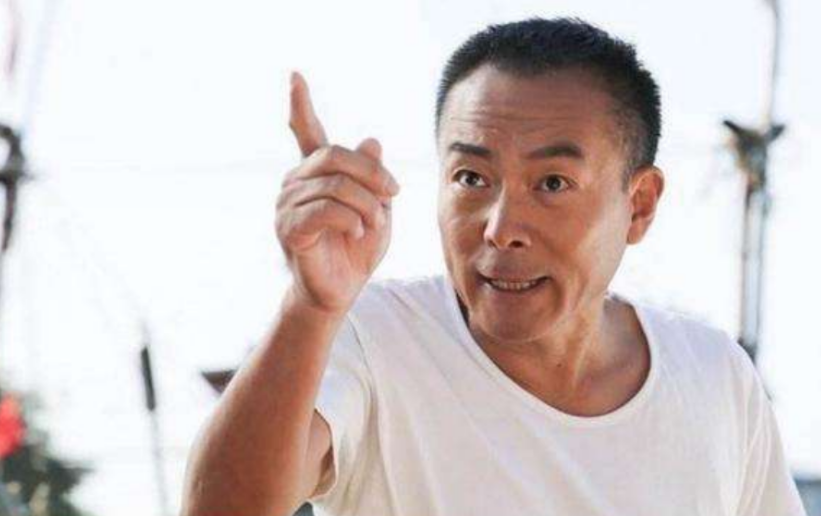 “老戏骨”谢园：至死无儿女送终，小娇妻邱悦后悔丁克了吗？