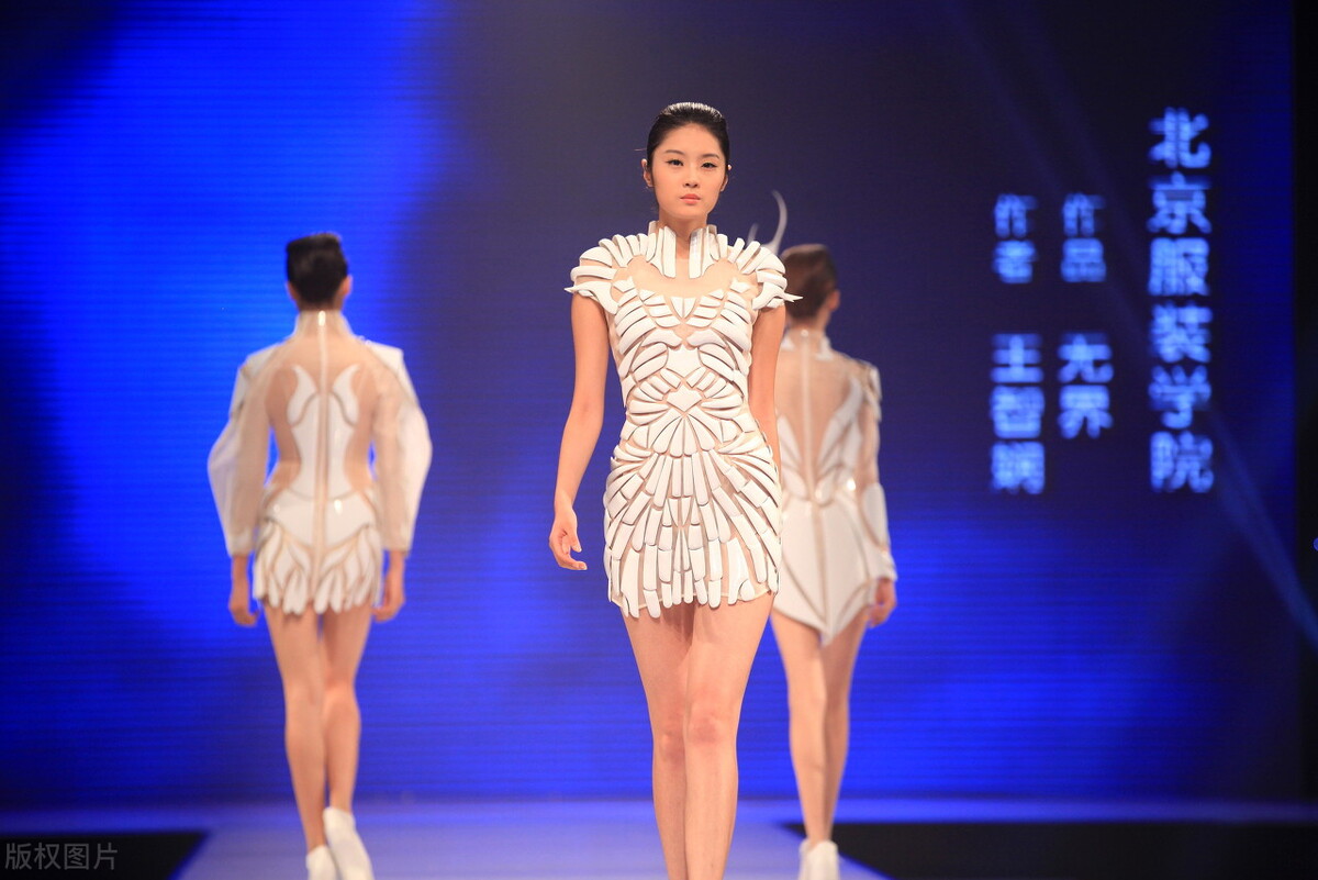 北京服装学院发布艺术类专业考试信息，2022年录取需要多少分？