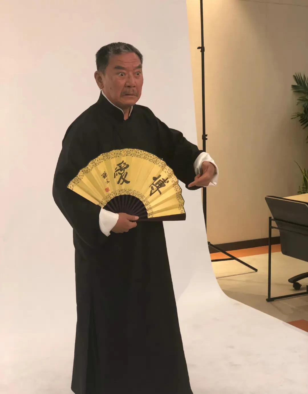 演员李立群，娶大学教授为妻，相伴一生无绯闻