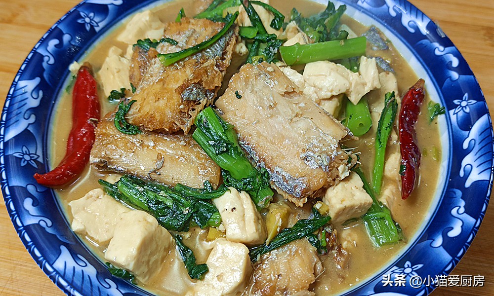 图片[3]-茼蒿豆腐炖带鱼这么做 清香鲜美 特别开胃下饭 做法非常简单-起舞食谱网