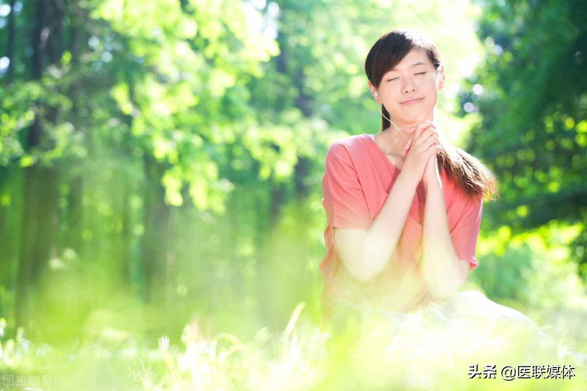 女性多少岁绝经算正常？绝经时间早，衰老也会提前？