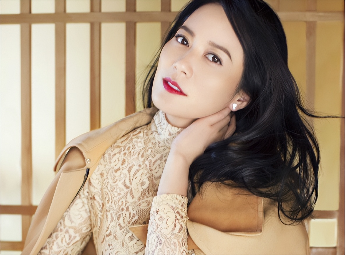 “女人30豆腐渣”？这6位“徐娘半老”的女星，个个风华不减