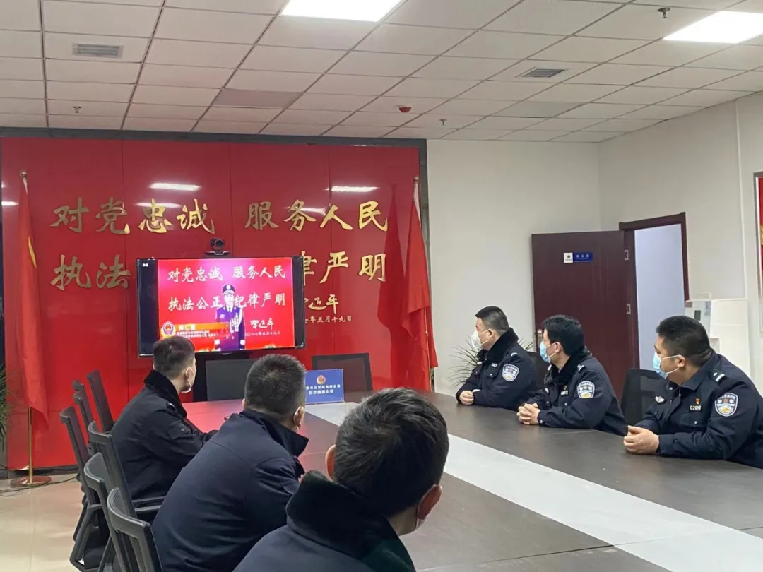 西安公安民警王排受邀参加公安部“公安楷模”先进事迹“云”报告会