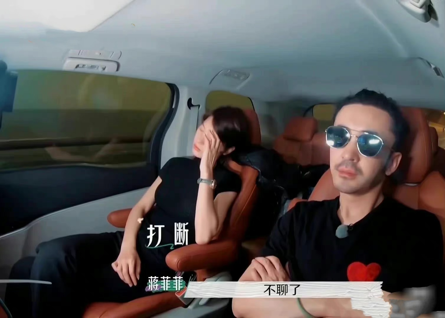 吴雅婷Davie带货破千万，蒋菲菲李雅男合体却被骂惨！原因很现实