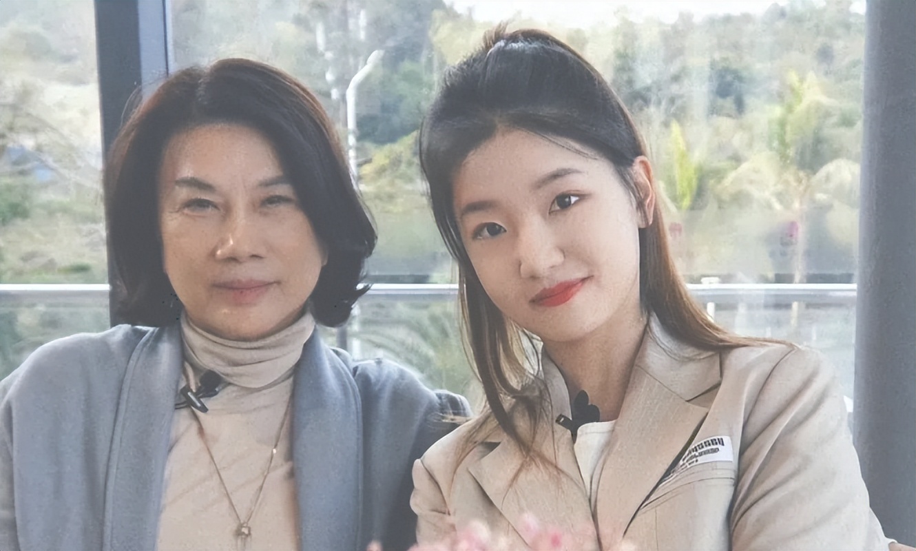 孟羽童因带货能力被传辞退？本人直面回应，只是一老老实实打工人