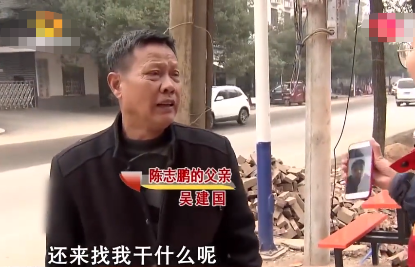 20岁大学生躺重症监护室，唯一心愿见父亲一面，父亲：不关我事