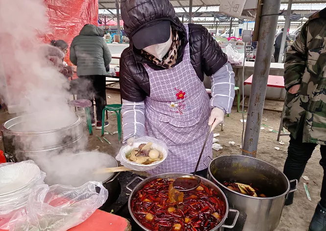 「年货大集」“最令人信赖的牛羊肉”，全在于家务大集！民族特色烟火气中一站购物