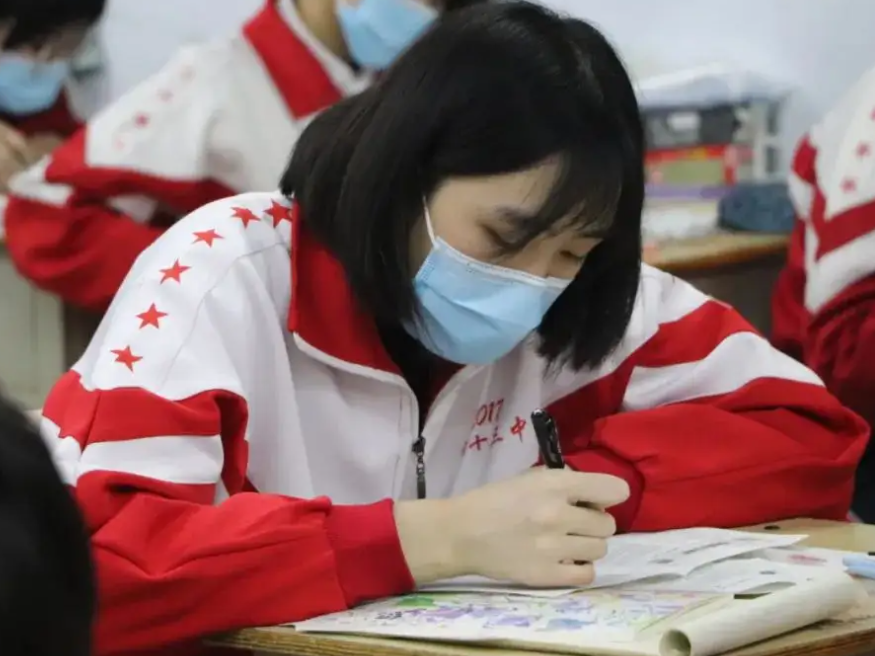 他是“九省状元王”，高考716分创历史，上课老师都要敬他三分