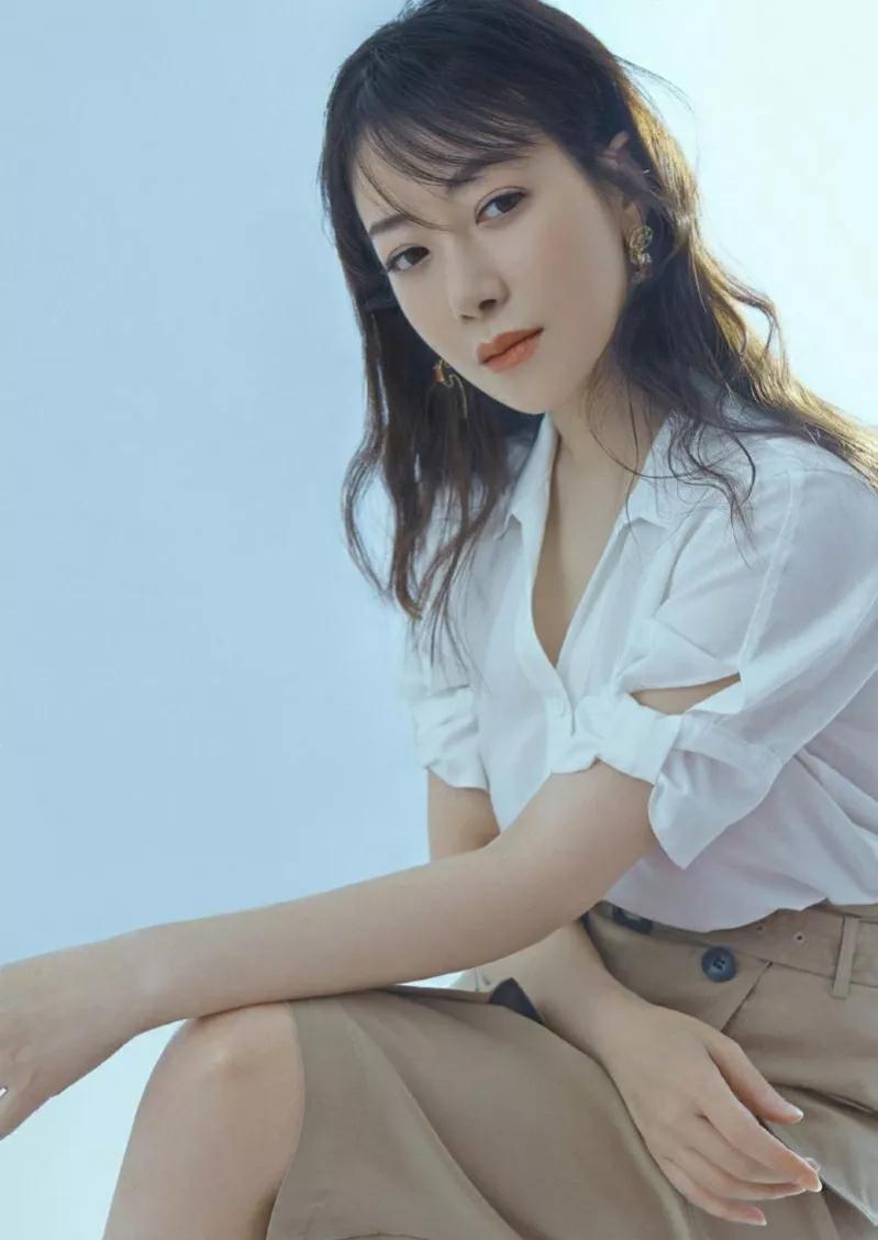 陈紫函：明艳动人，温婉大方，魅力十足