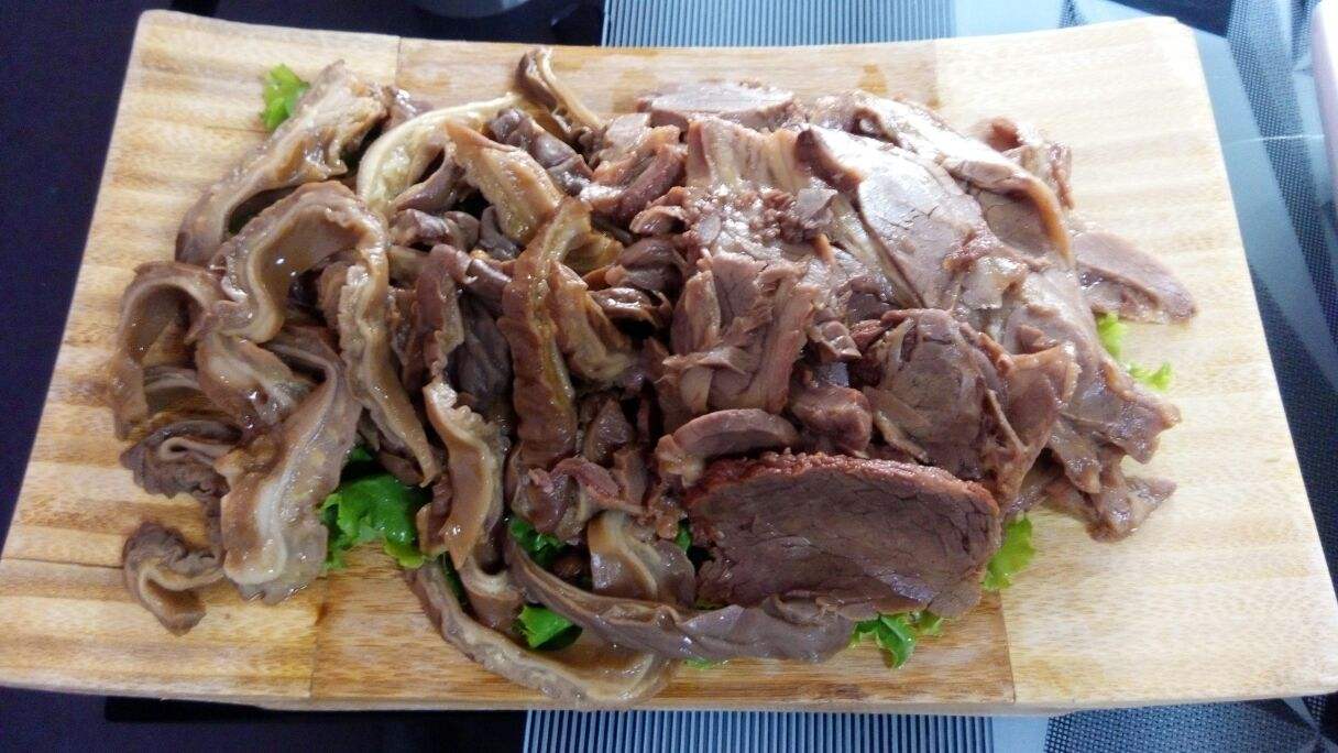 教你营养解馋的白菜炖驴肉，美味过瘾，一起痛快淋漓地大吃一通