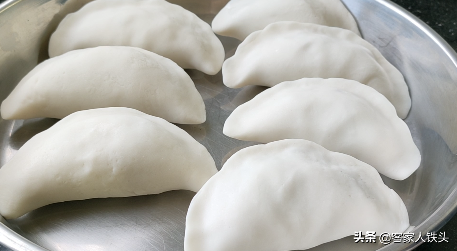 冬至吃什么？2个萝卜8个油豆腐，客家人都爱这样吃，一次吃三四个