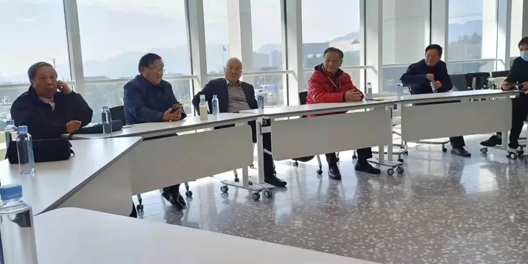 温肯十周年校庆系列活动 | 方炯先生书画作品展