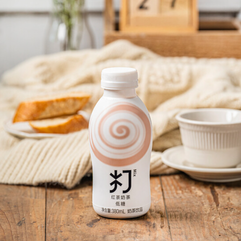 8款减糖即饮奶茶对比，这两款原料品质高，口感更好