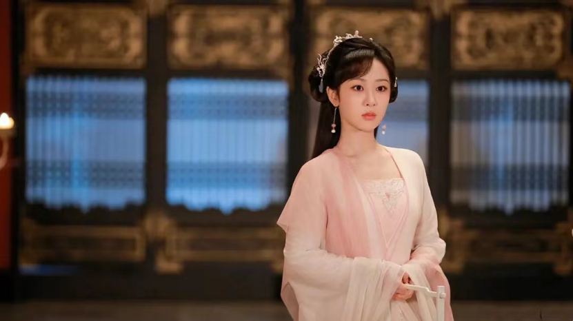 8部暑期待播剧，《玉骨遥》预约领跑，《幸福到万家》率先播出