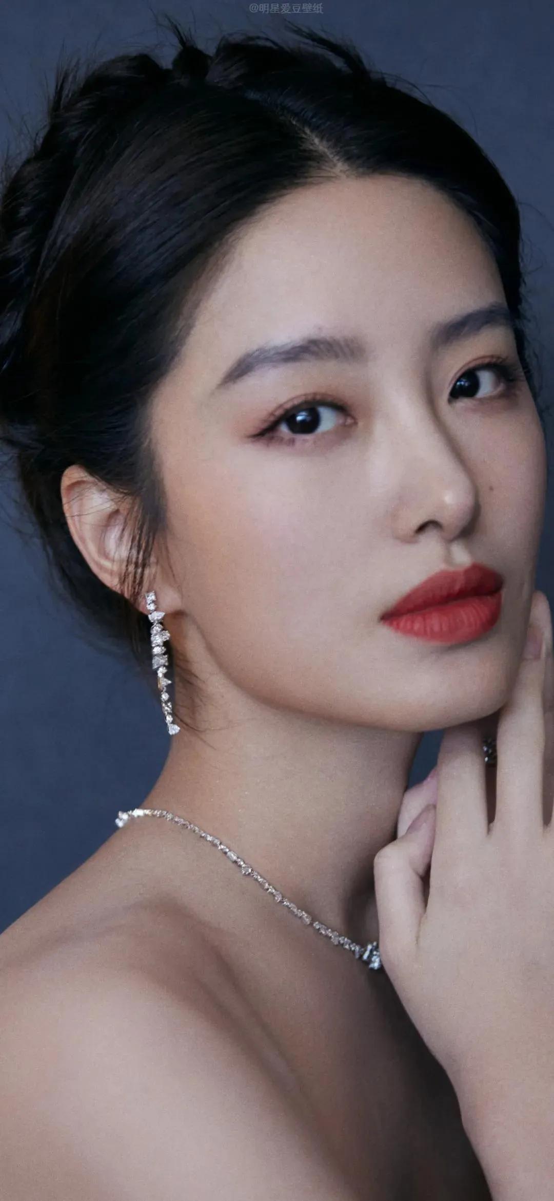 杨采钰高清美图