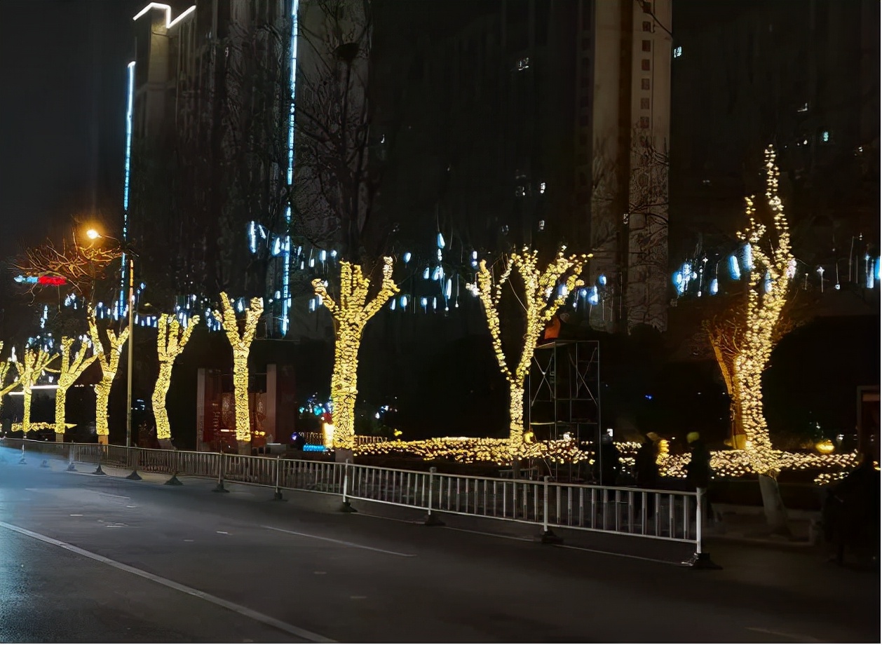 ����������ϸ��50�죺ҹ�������ø��´����������