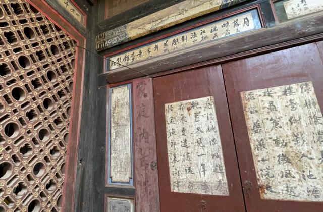 云南古建：斗拱屋顶让人惊诧，老屋竟有二维码，比日本发明早百年