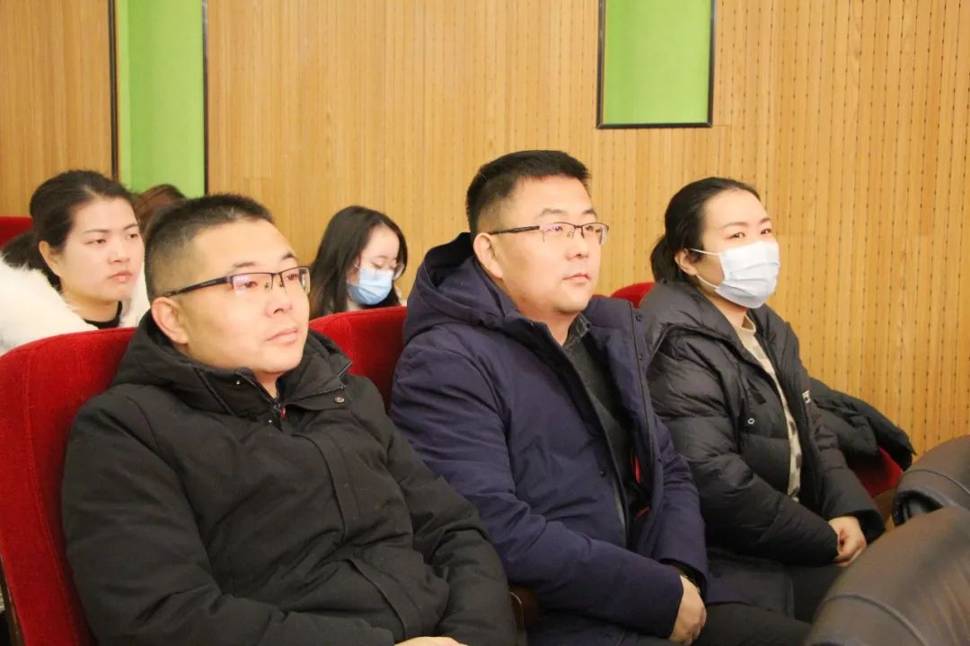 �������� ���ͬ�ԡ����������еڶ�ʮһѧУ2021��ȱ��ô��