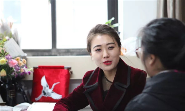 大学辅导员工资一般多少（研究生争当大学辅导员）