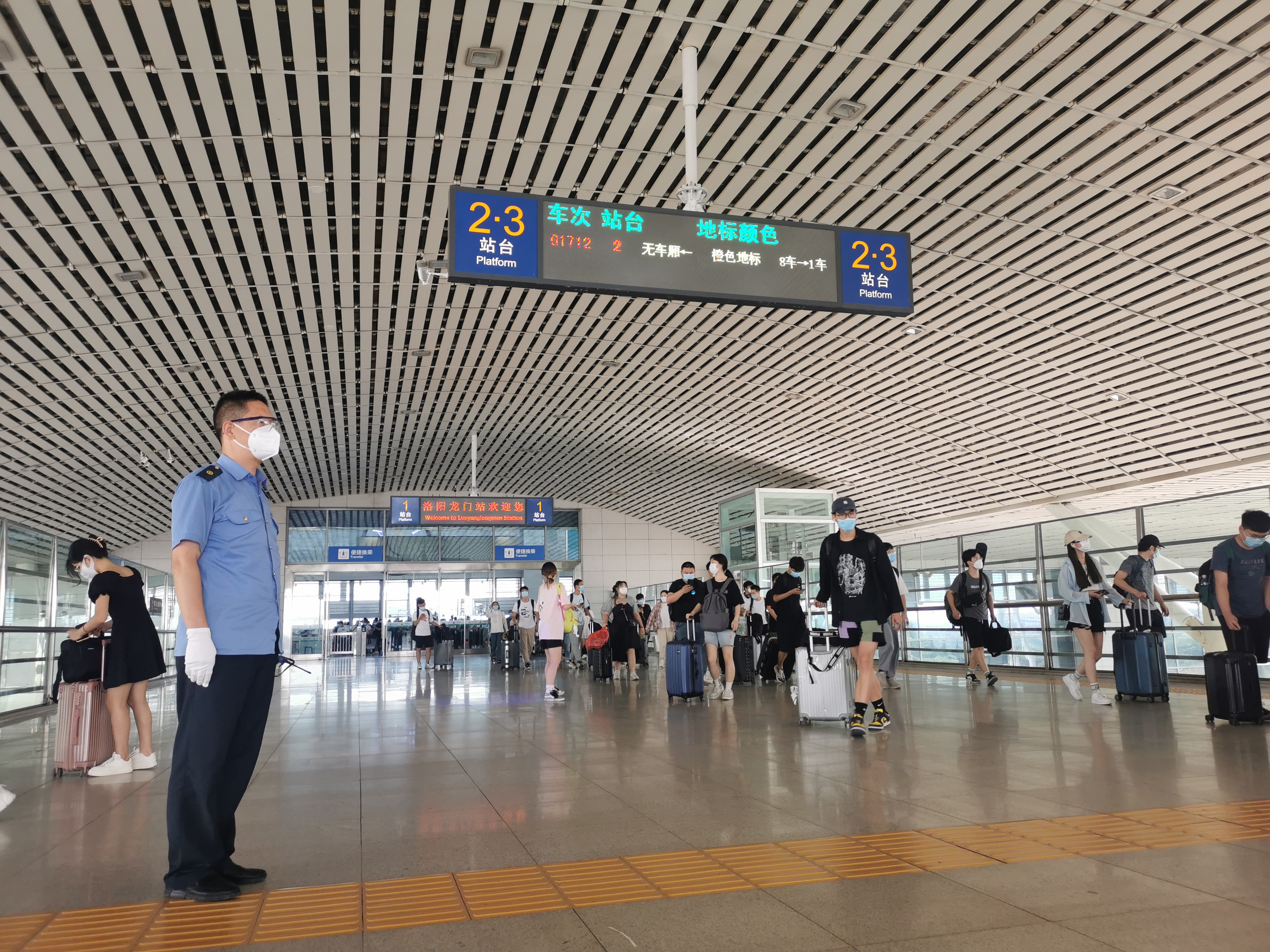 郑州铁路暑运7月1日启动预计发送旅客1878万人