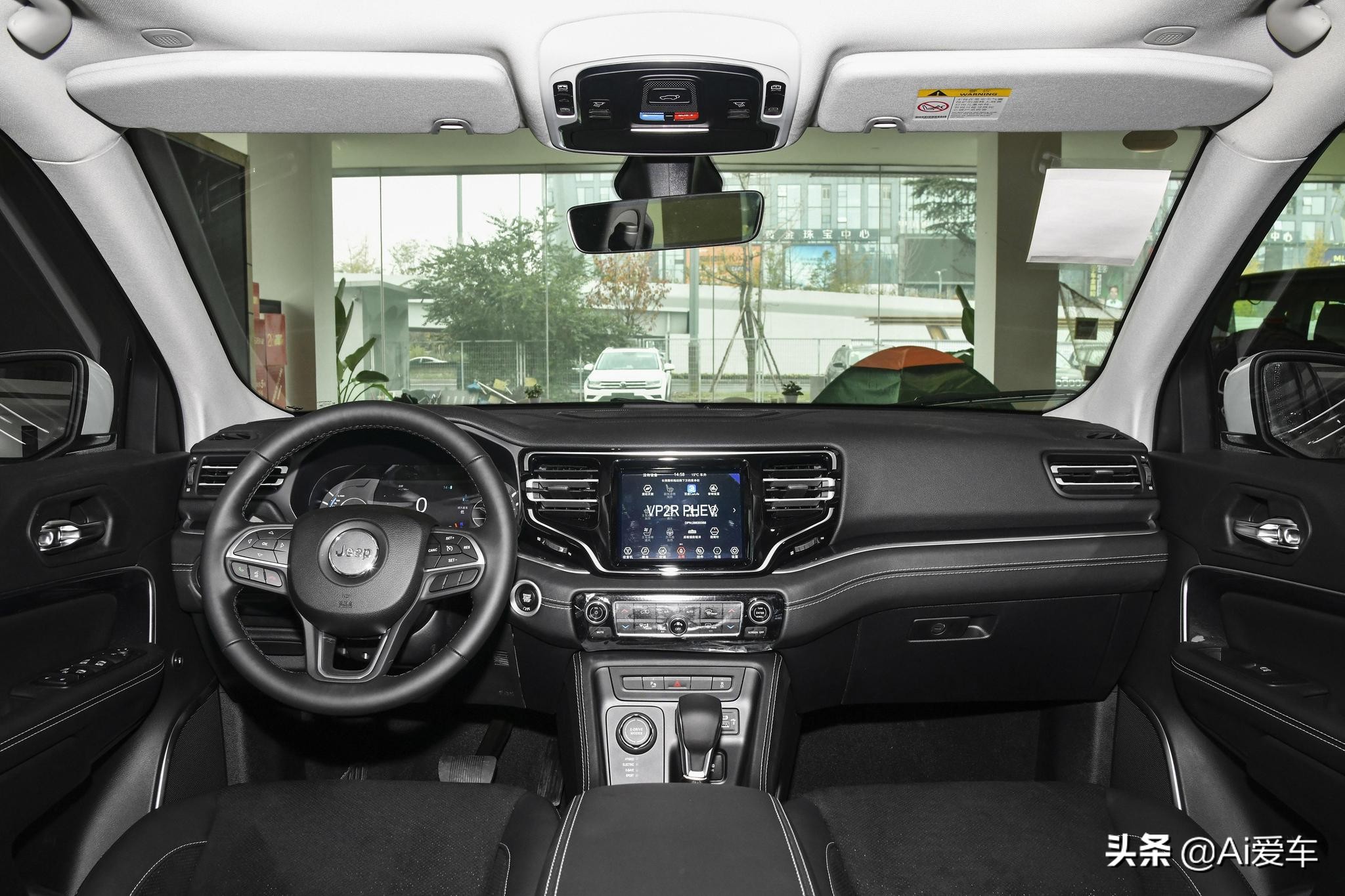 1.6L油耗的大JEEP，合资旗舰级大5座家用SUV，带你看大指挥官PHEV