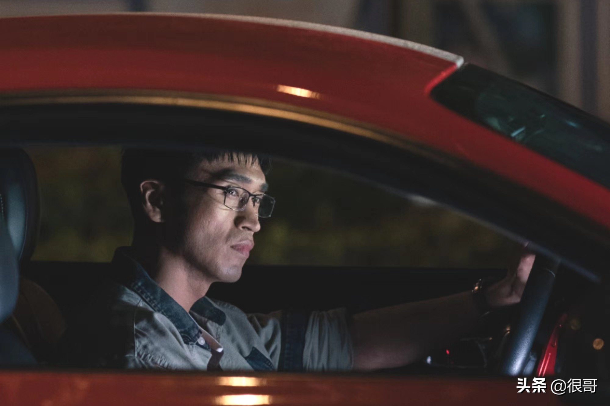 《庭外》中的脸熟，霍青是反派专业户，栾元晖隔着屏幕都让人害怕