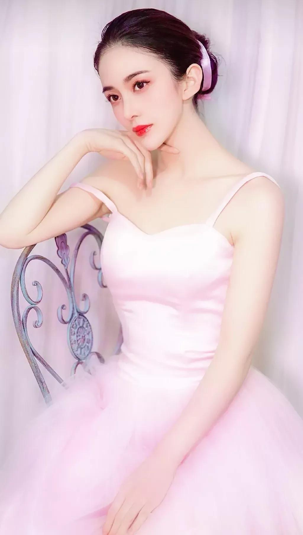 赵樱子日常穿搭