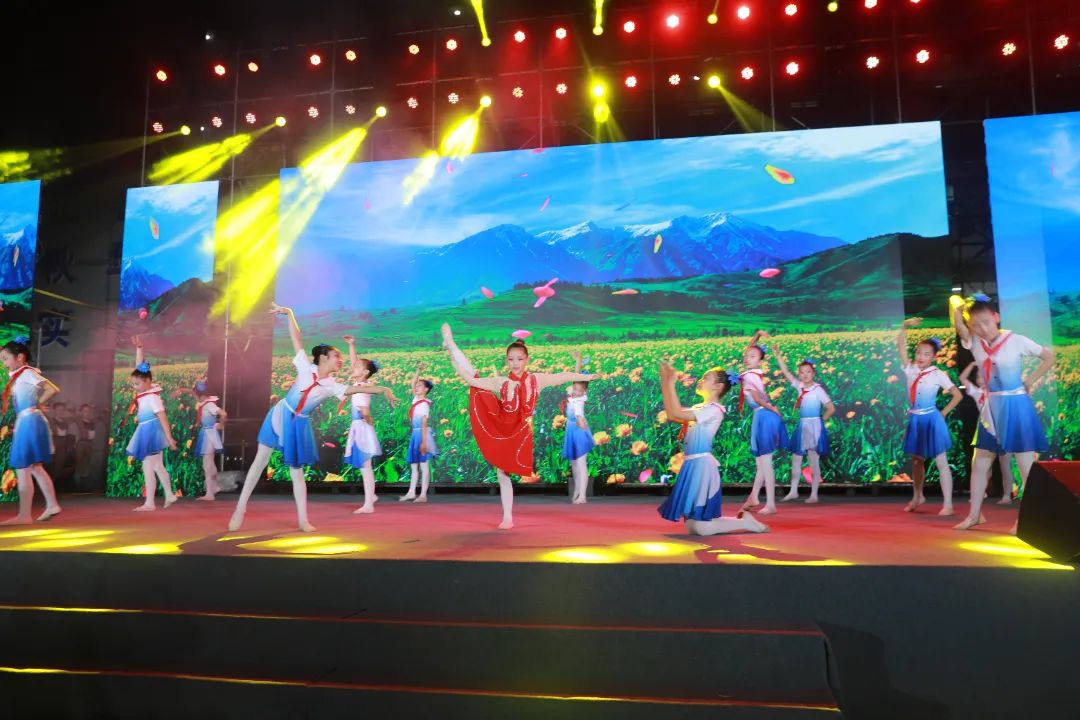 华阳实验小学：秉承“五育并举”理念为孩子们搭起了艺术的平台