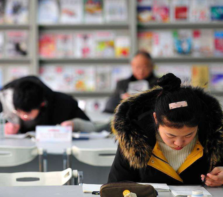 国际贸易专业（大学里也有）