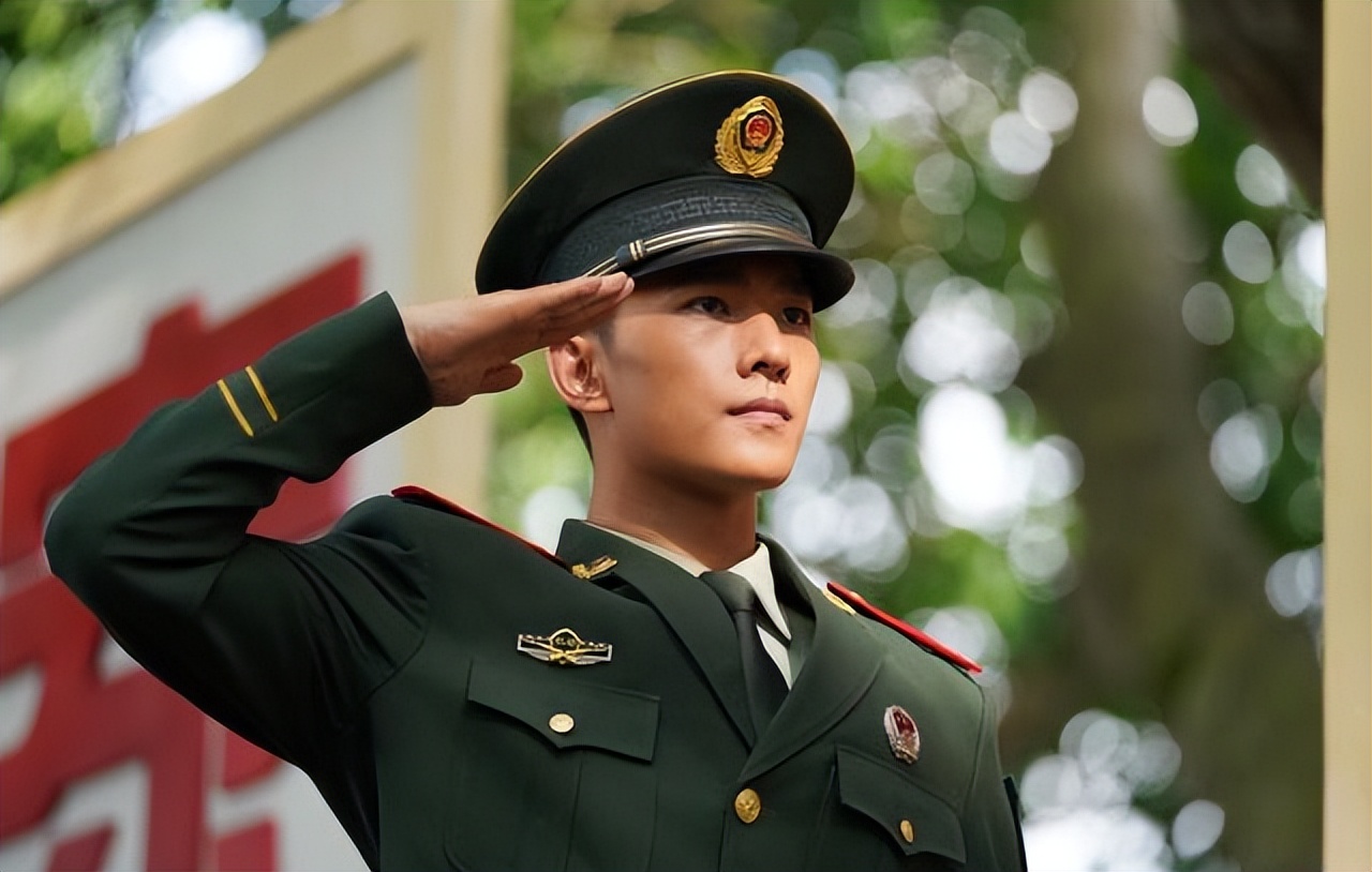 不够硬气别演“特种兵”！这12位男星告诉你，啥叫铮铮铁骨