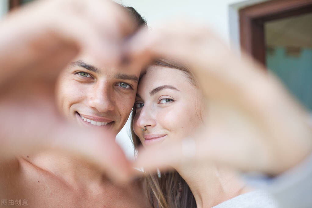 想要勾起男人的“欲望”，只需要这4句话