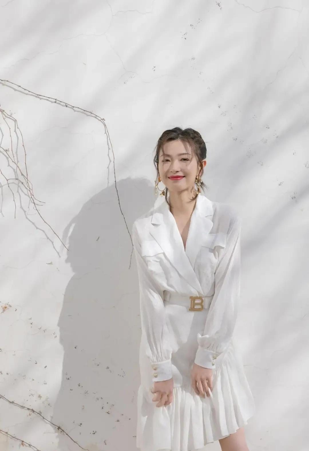 大器晚成——万茜